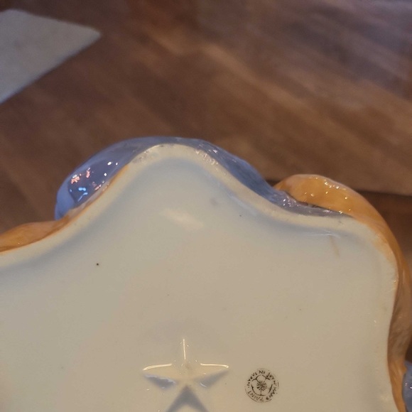 Hand Painted Blue and Gold Lusterware Geese Bowl 30s Raised Star Shape - Picture 7 of 16